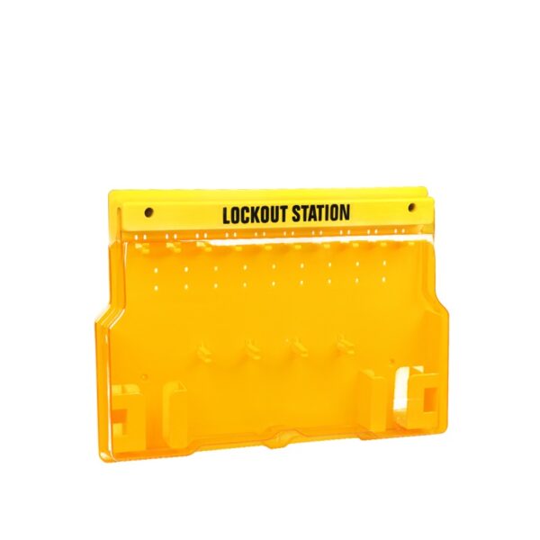 10-Padlock-Station-with-Door